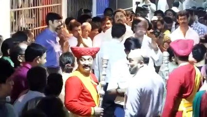 Sadguru Shree Aniruddha blessing Shraddhavans at Shree Harigurugram, 6th June 2019