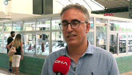 Le poids du poisson lion venu de la mer Rouge et installé en Méditerranée est vendu 500 lires.