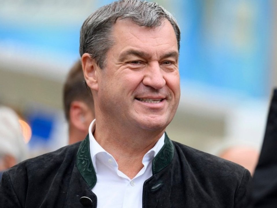 Anisemitisches Flugblatt: Söder bestellt Aiwanger zu Sondersitzung ein