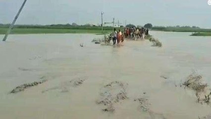 खगड़िया: झीमा-सर्वजीता के बीच की मुख्य सड़क पानी में बहा, कई गांव का सड़क संपर्क टूटा