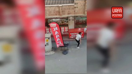 Şanlıurfa’da husumetli iki grup arasında taşlı, sopalı kavga kamerada