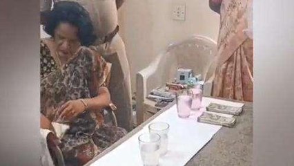 కృష్ణా: జిల్లా కోర్టులో ఏసీబీ దాడులు... రెడ్ హ్యాండెడ్ గా చిక్కిన...