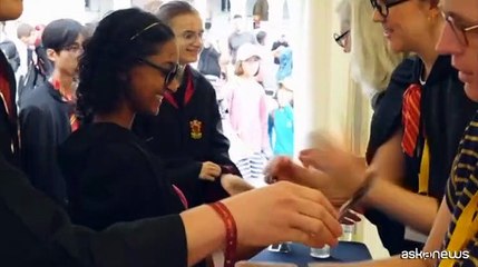In 1.700 si travestono da Harry Potter: ? record mondiale ad Amburgo