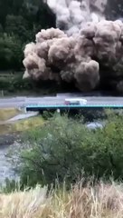 Eboulement impressionnant près d'une autoroute (Savoie)