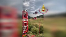 Rogo alle porte del Parco dei Sibillini, vigili del fuoco in azione