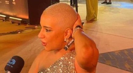 شريف منير لإبنته أسما بعد ظهورها حليقة الشعر: برافو أخدتِ التريند