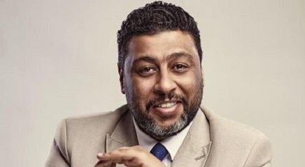 محمد جمعة يفاجىء جمهور "ليلة الدموع": مش هتكلم غير لما تبطلوا ضحك