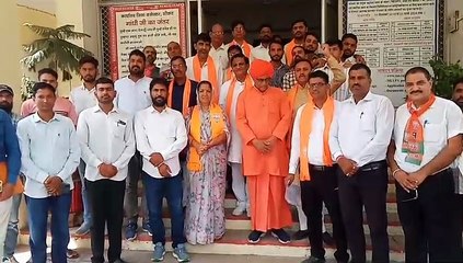 फसल खराबे का मुआवजा देने की मांग को लेकर ज्ञापन सौपा