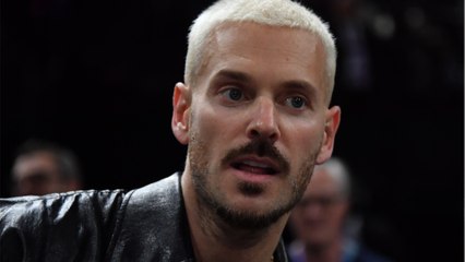 GALA VIDEO - Matt Pokora : le chanteur fond en larmes en découvrant une photo de lui enfant
