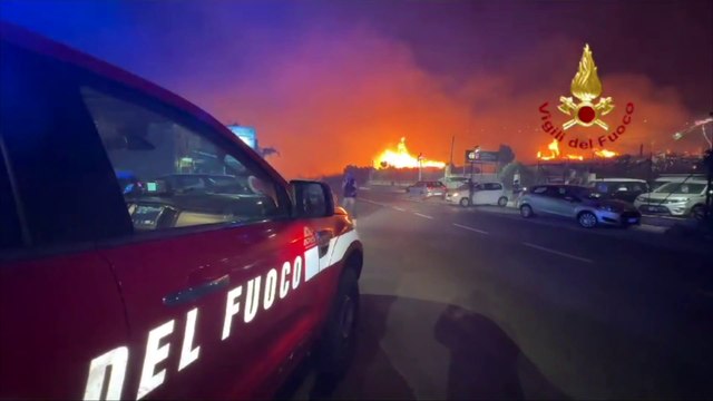 Incendi nel Palermitano, momenti di paura