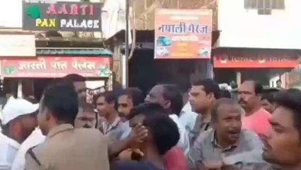 सागर: खुरई में दलित की हत्या मामले ने पकड़ा तूल,गरमाई सियासत