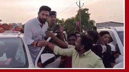 नालंदा: पीड़ित परिवार से मिलने नियामतपुर गांव पहुंचे चिराग, कहा- बदमाशों को संरक्षण देते हैं सीएम