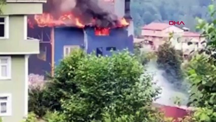 Rize’de çay fabrikasında yangın çıktı