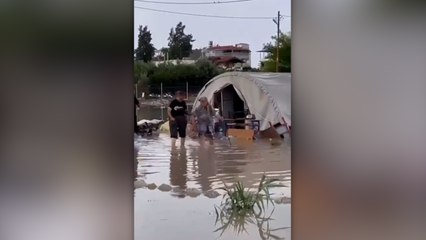 Gökhan Zan’dan sular altında kalan çadır paylaşımı