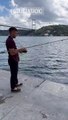 Dusan Tadic, İstanbul Boğazı’nda balık tuttu