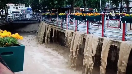 Kayseri'de sağanak ve dolu etkili oldu
