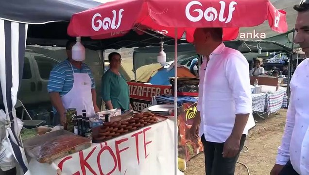 Le maire de Muratpaşa, Ümit Uysal, a assisté aux festivités sur le plateau de Gevne