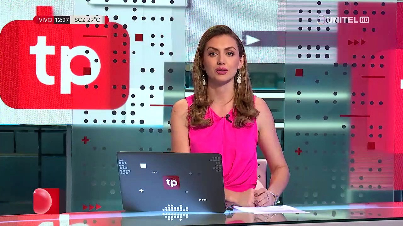 Incendio consume un negocio en pleno centro cruceño y causa alarma entre vecinos