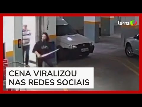 'Samurai de BH' usa espada japonesa e evita furto de bicicletas em condomínio