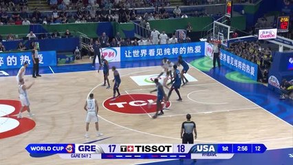Jackson Jr. twice denies Antetokounmpo