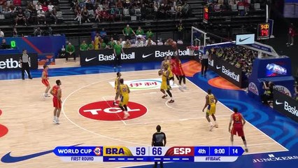 Garuba flies high and throws down a dunk