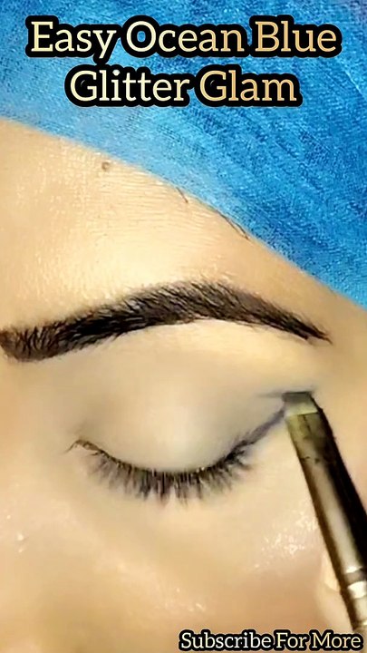 Easy Ocean Blue Glitter Glam Eyeshadow Tutorial