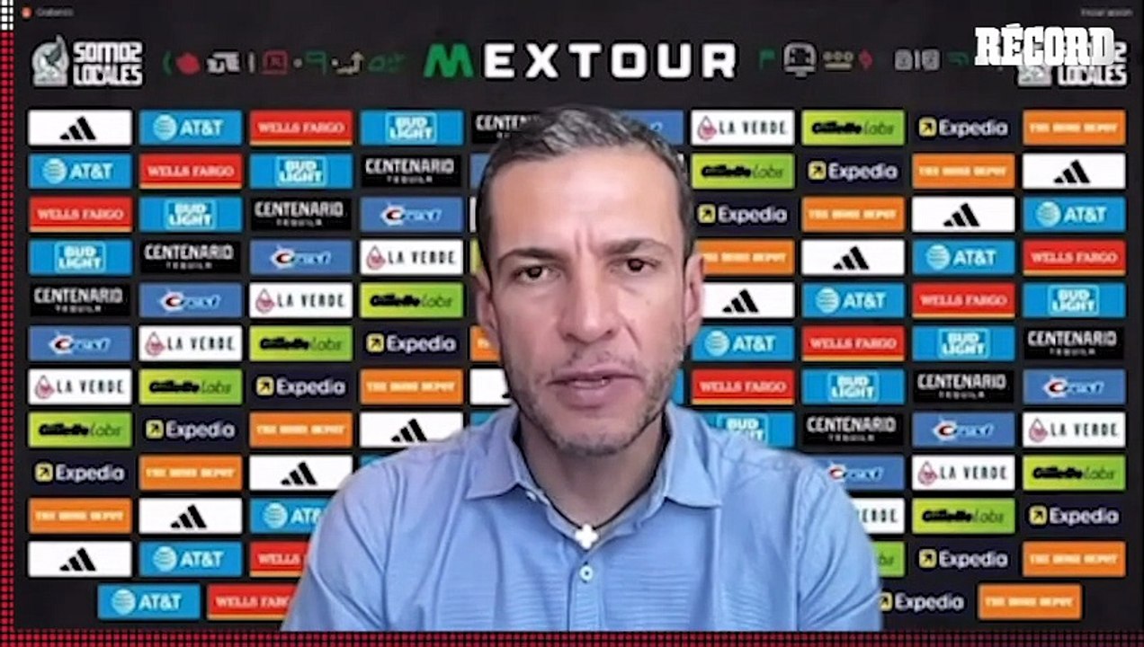 JAIME LOZANO: 'Verán tres o cuatro jugadores que no vendrán'