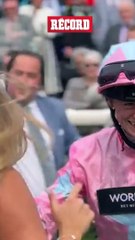 RUBIALESA lo Luis Rubiales: Dueña del caballo besa al jinete Sean Kirrane