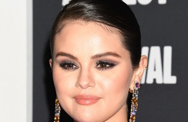Selena Gomez has had to have surgery after breaking her hand