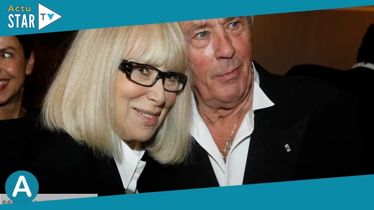 Mireille Darc et Alain Delon  ce somptueux détail qui rappelle à tout jamais leur amour au domaine
