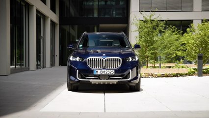 Der neue BMW X5 xDrive30Li und der neue BMW X5 xDrive40Li - Ausdrucksstarkes Exterieur-Design für gesteigerte Präsenz