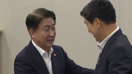 방송통신위원장 국무회의 참석...478일 만에 / YTN