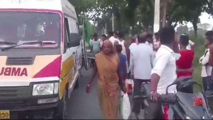 कौशाम्बी: मॉर्निंग वॉक करने गई मां-बेटी को बाइक ने मारी टक्कर,सड़क हुई खून से लाल