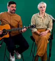 Madame Monsieur présente leur nouvelle chanson "Pupille"