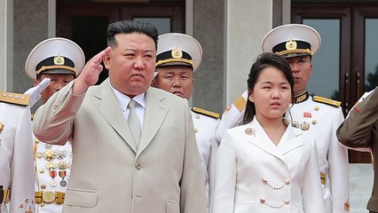 "사랑하는 자제분"...첫 등장보다 훌쩍 큰 김주애 [앵커리포트] / YTN