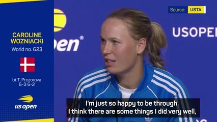 Video herunterladen: Wozniacki 'thrilled' after winning return to US Open