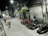 Bandidos cercam mulheres e tomam bolsas e celulares no Rio Vermelho