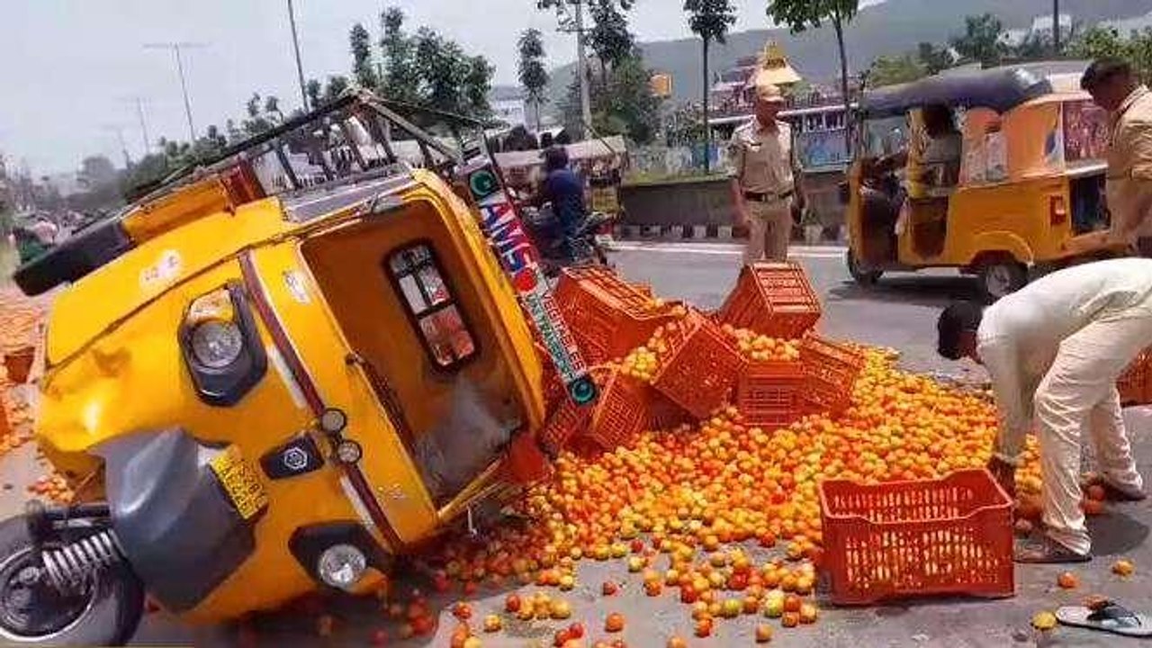 భద్రాద్రి: ఘోర రోడ్డు ప్రమాదం.. భర్త మృతి.. భార్యకు తీవ్ర గాయాలు