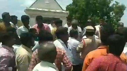 కడప జిల్లా: జమ్మలమడుగులో ఉద్రిక్తత.. రంగంలోకి పోలీసులు