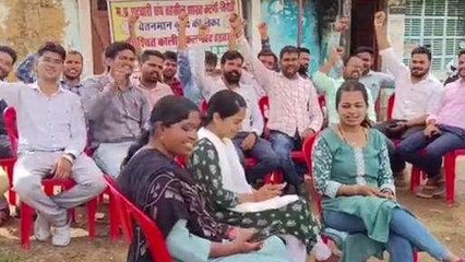 कटंगी: अनिश्चितकालीन हड़ताल पर बैठे पटवारी, कार्य हुए प्रभावित