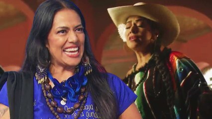 Lila Downs rechazó sus raíces indígenas y pensó que el mundo la aceptaría sólo si era blanca