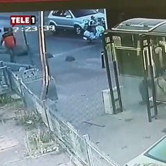 İstanbul'da bıçaklı saldırgan paniği! Göreve giden polis bacağından vurdu