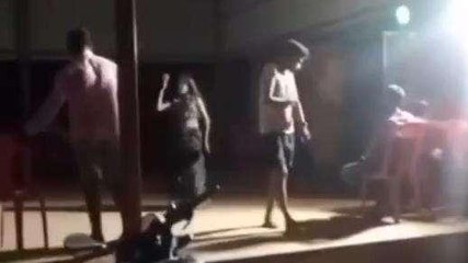 Viral: सरकारी स्कूल में बार बालाओं ने जमकर लगाए ठुमके,Video से हंगामा