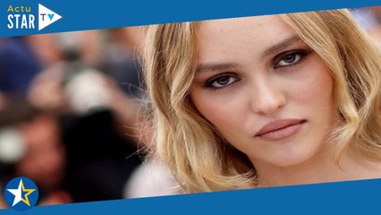 « Moi et mon prince charmant »  Lily Rose Depp partage des clichés très suggestifs avec le nouvel a