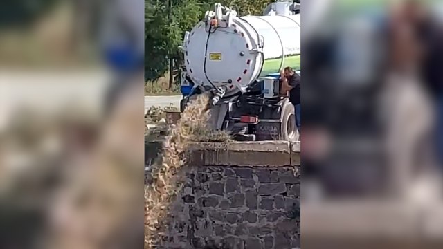 CHP Kars milletvekili İnan Akgün Alp sosyal medya hesabından tepki gösterdi: Kayyumlar şehirlerimizi yaşanmaz hale getirdi