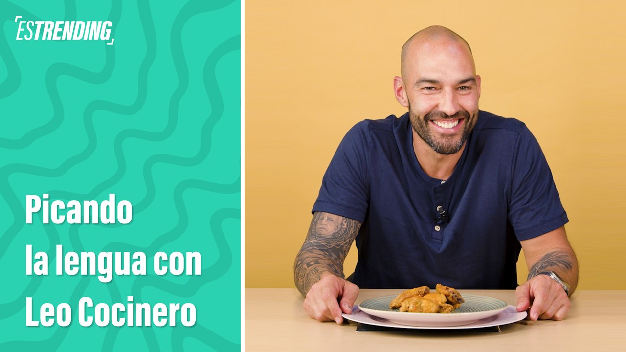Picando la lengua: Leo Cocinero enfrenta el calor de las alitas mientras responde preguntas picantes