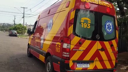 Ciclista atravessa preferencial e atingido por carro no Bairro Parque São Paulo