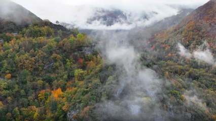 A breath-taking video of a ruined castle in the commune of Miglos in Ariège, Occitanie, France
