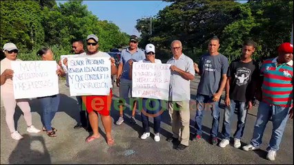 Protestan por terminación de carretera en Eladio Romero Santos de Cenoví