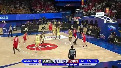 Patty Mills tees up Xavier Cooks poster dunk